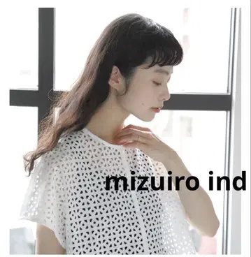 적게 사용한 MIZUIRO IND 코튼 레이스 크루넥 셔츠 화이트