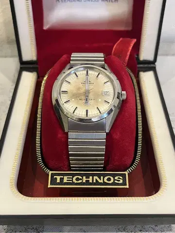 TECHNOS 자동 감기 손목시계
