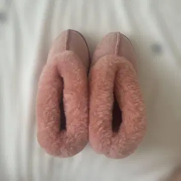 호주산 핑크 어그 부츠