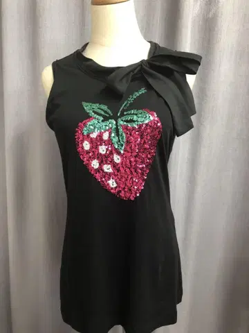 MOSCHINO 모스키노 딸기 스팽글 자수 슬리브리스 원피스