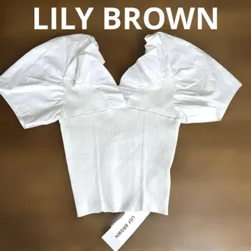 새상품 미사용품 LI LY BROWN 오프숄더 상의