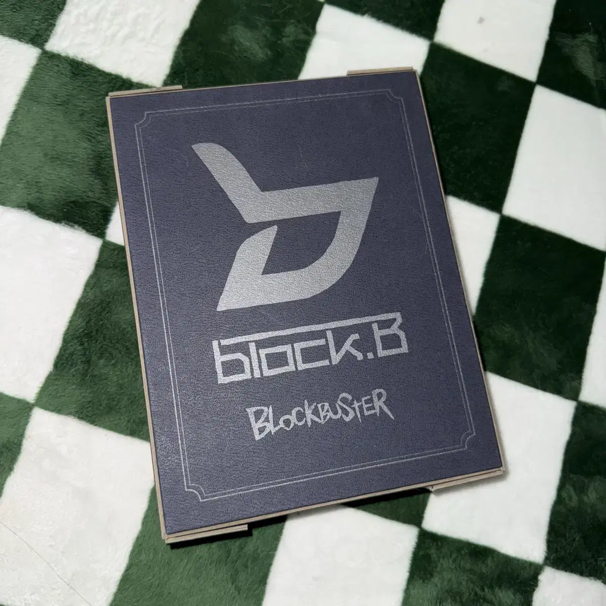 BLOCK Bサイン入り Blooming Period ミニアルバム Amazon.com: Block B [Blooming Period] 5th Mini Album CD+90p