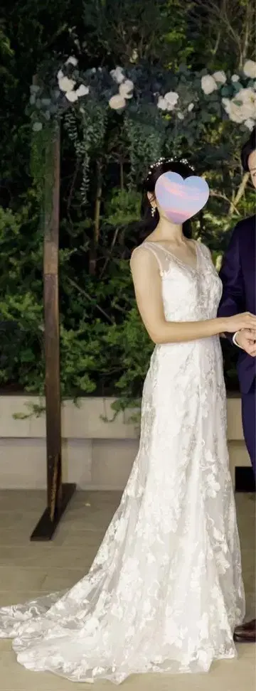 [새상품급] 화이트 레이스 A라인 웨딩 드레스