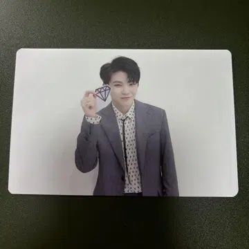 세븐틴 아이디얼 컷 우지