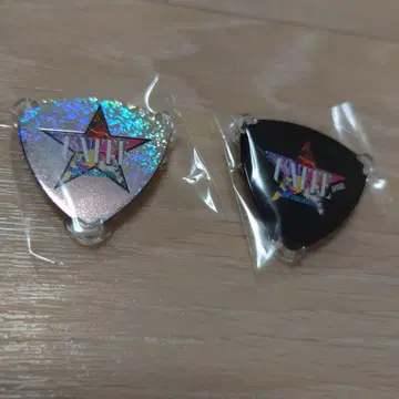 B'z 피크 배지 세트