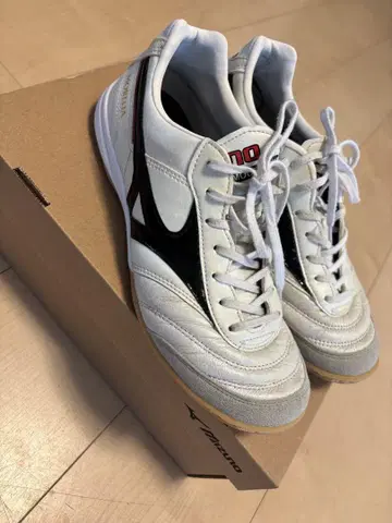Mizuno Morelia IN 25.0 cm 화이트/블랙