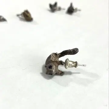 모몽가 귀걸이 DECOvienya