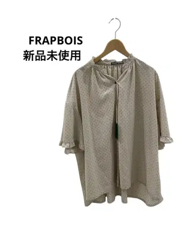 FRAPBOIS 베이지 도트 무늬 반팔 블라우스