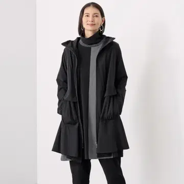 코이비토미사키 블랙 리브 악센트 스트레치 라이트 코트 (블랙)