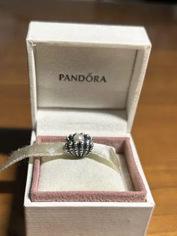 PANDORA 판도라 오브 클램 오이스터 담수 펄 장식 참