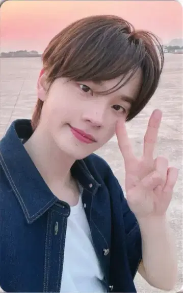 TWS 타워 레코드 LD 신유, 함께 시도해 보세요!