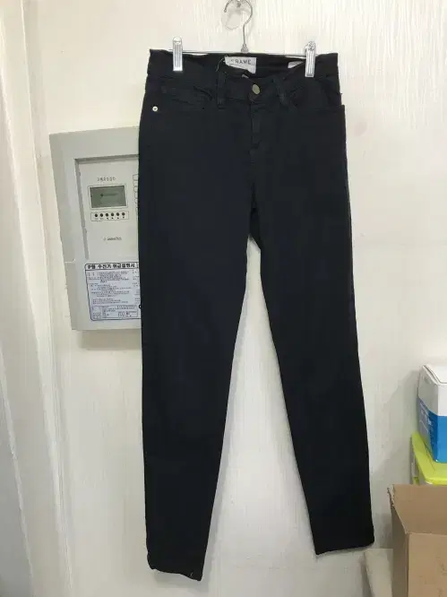 FRAME 청바지