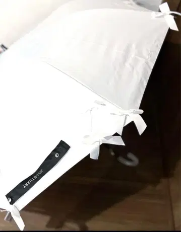 새상품 질스튜어트 리본 차광 우천 겸용 우산 접이식 양산 탑 플랫 5
