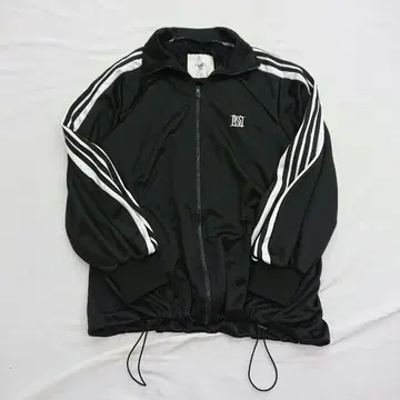 neith. ANGLED SHAPE TRUCK JACKET