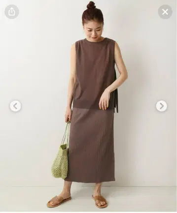 저널 스탠다드 리룸 니트 레이어드 리브 컷 원피스 브라운