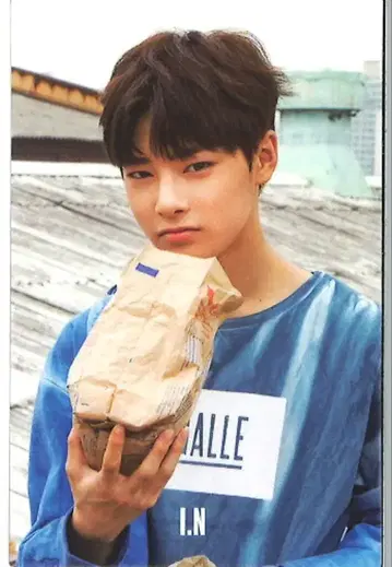 StrayKids I am WHO? 아이엔 트레이딩 카드 BEHIND