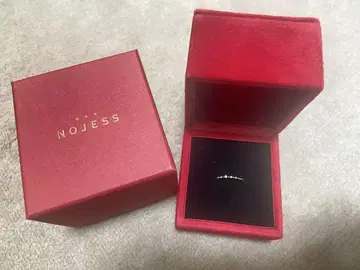 NOJESS 스톤이 세팅된 골드 링