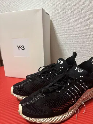 Y-3 RUNNER 4D HALO 블랙 28.0cm