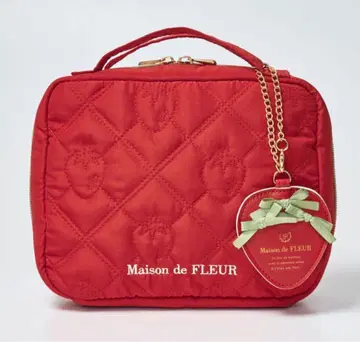 Maison de FLEUR 빨간색 딸기 퀼팅 파우치 귀여운