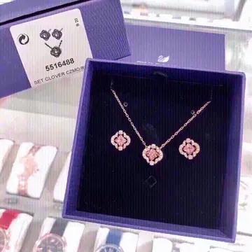 SWAROVSKI 클로버 목걸이 & 귀걸이