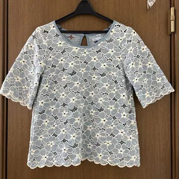 FREE'S SHOP 스카이블루 꽃무늬 레이스 반팔