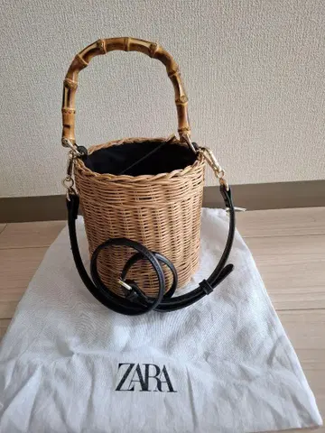 ZARA 바스켓백 뱀부 핸들