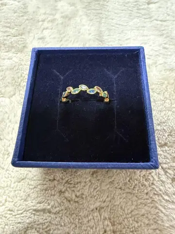 SWAROVSKI 반지