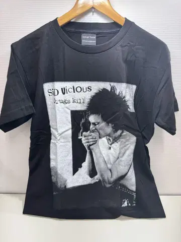 락 셔츠 Sid Vicious 블랙 티셔츠 M 사이즈