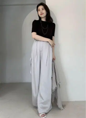 새상품급 anuans 아누앙스 새틴 카고 팬츠 와이드 팬츠 M