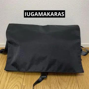 IUGAMAKARAS 이우가마카라스 블랙 2 버클 유틸리티 백