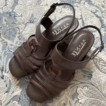 천연 가죽 샌들