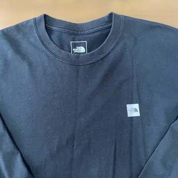 THE NORTH FACE 블랙 롱 슬리브 티셔츠 L