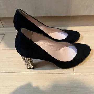 Kate Spade 블랙 스웨이드 하이힐