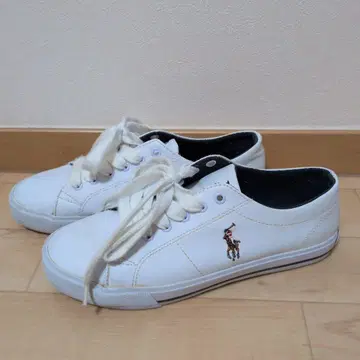 POLO 화이트 스니커즈