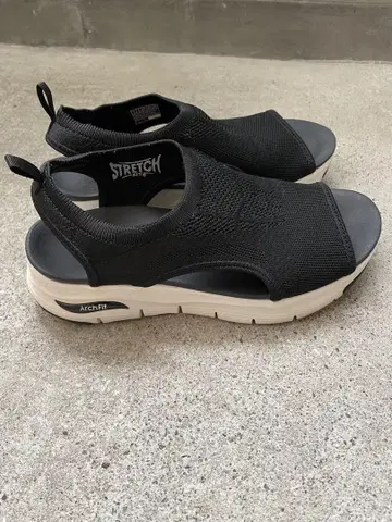 STRETCH 블랙 스포츠 샌들 ArchFit