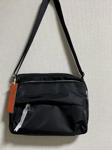 ACE 숄더백