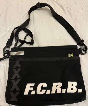F.C.R.B. 블랙 사코슈