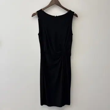 ANNTAYLOR 블랙 슬리브리스 무릎 기장 원피스