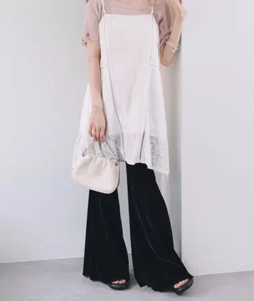 Kastane 벨로아 튤 팬츠 블랙 size 1