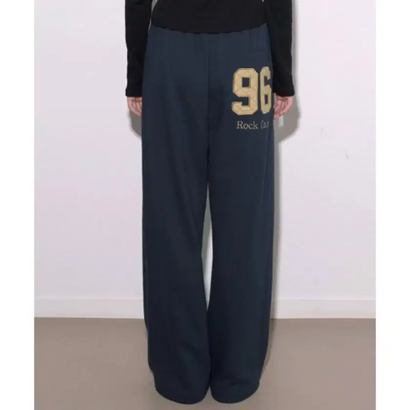 ★ROCKCAKE★ 96 APPLIQUE 2WAY JOGGER 락케이크(ROCKCAKE) 96 Applique 2way Jogger - Black - 사이즈