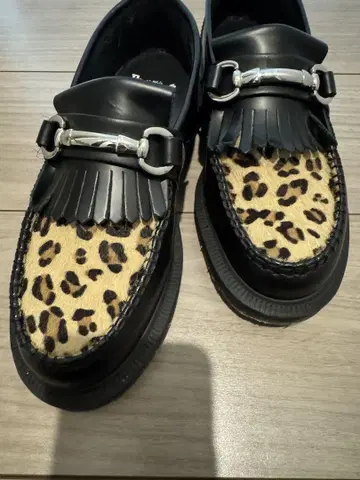 Dr.Martens 닥터마틴 비트 로퍼 송치 UK3