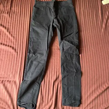 H&M 스키니 데님 EUR 30 새상품 네이비