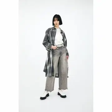 MOUSSY HW WIDE PAINT STRAIGHT 와이드 데님 팬츠