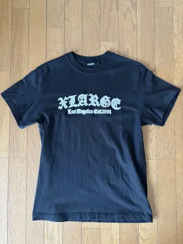 XLARGE 반팔 티셔츠 S 사이즈 블랙