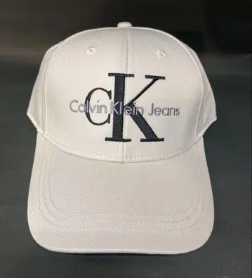 캘빈클라인 CKBeige 컬러 자수 로고 캡 프리 사이즈