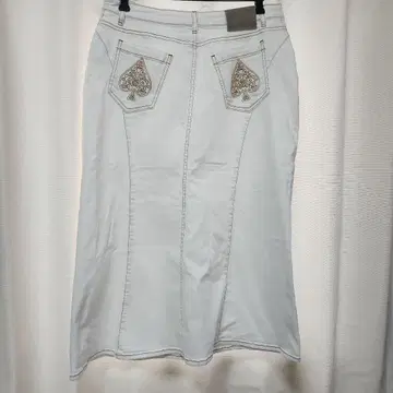 앙코키누, 화이트 데님 머메이드 스커트