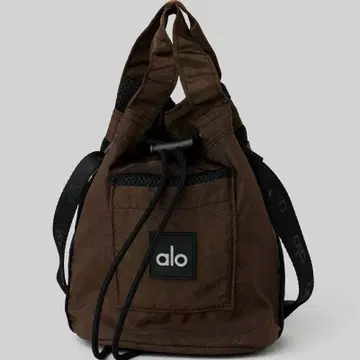 alo 브라운 숄더백