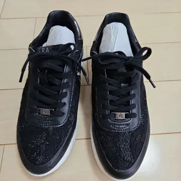 르꼬끄 스니커즈 블랙 24.5cm