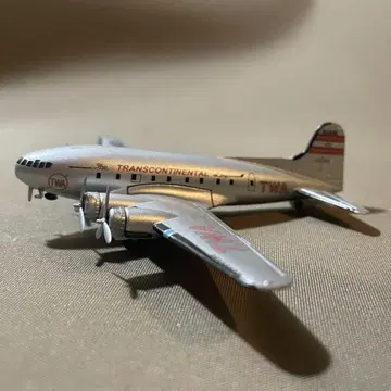 TWA NXI940 프라모델 B307 비행기 모형
