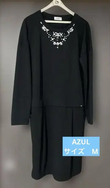 AZUL 비쥬 장식 블랙 원피스